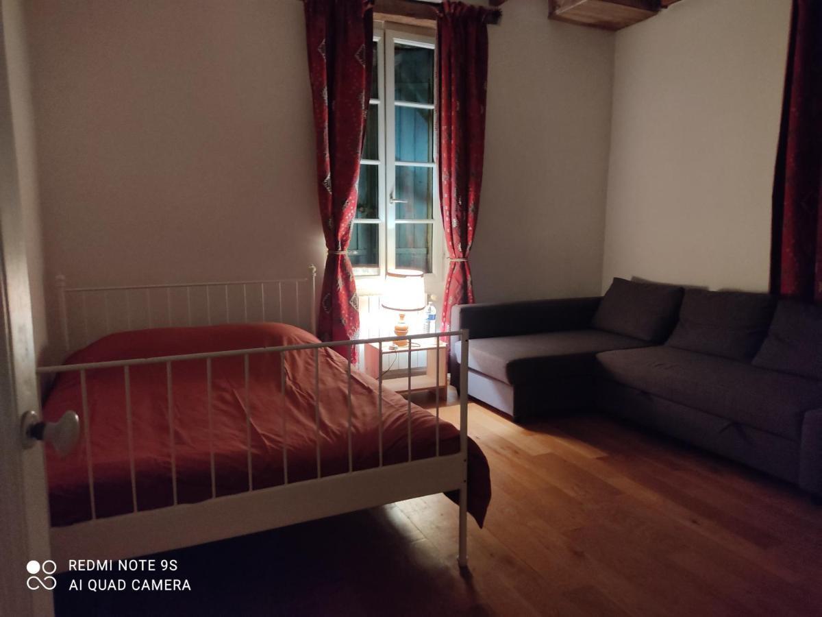 Готель Lulu Castelmoron-sur-Lot Екстер'єр фото